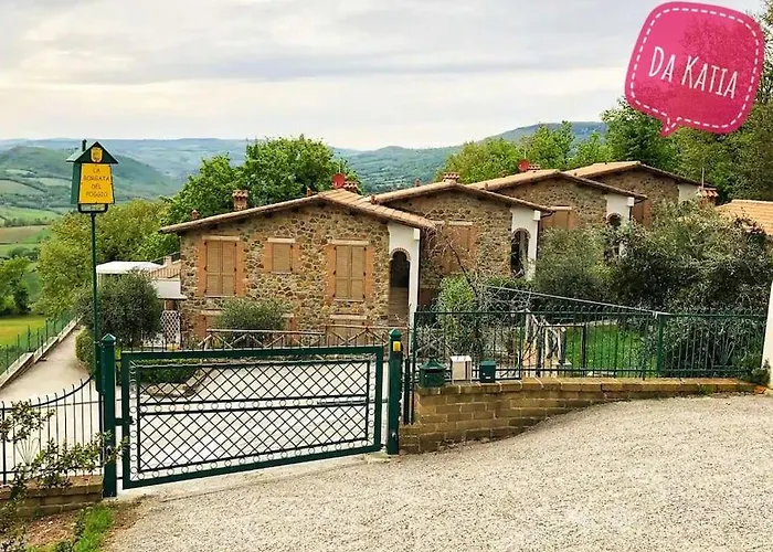 Il Poggio Da Katia 펜션 사투르니아